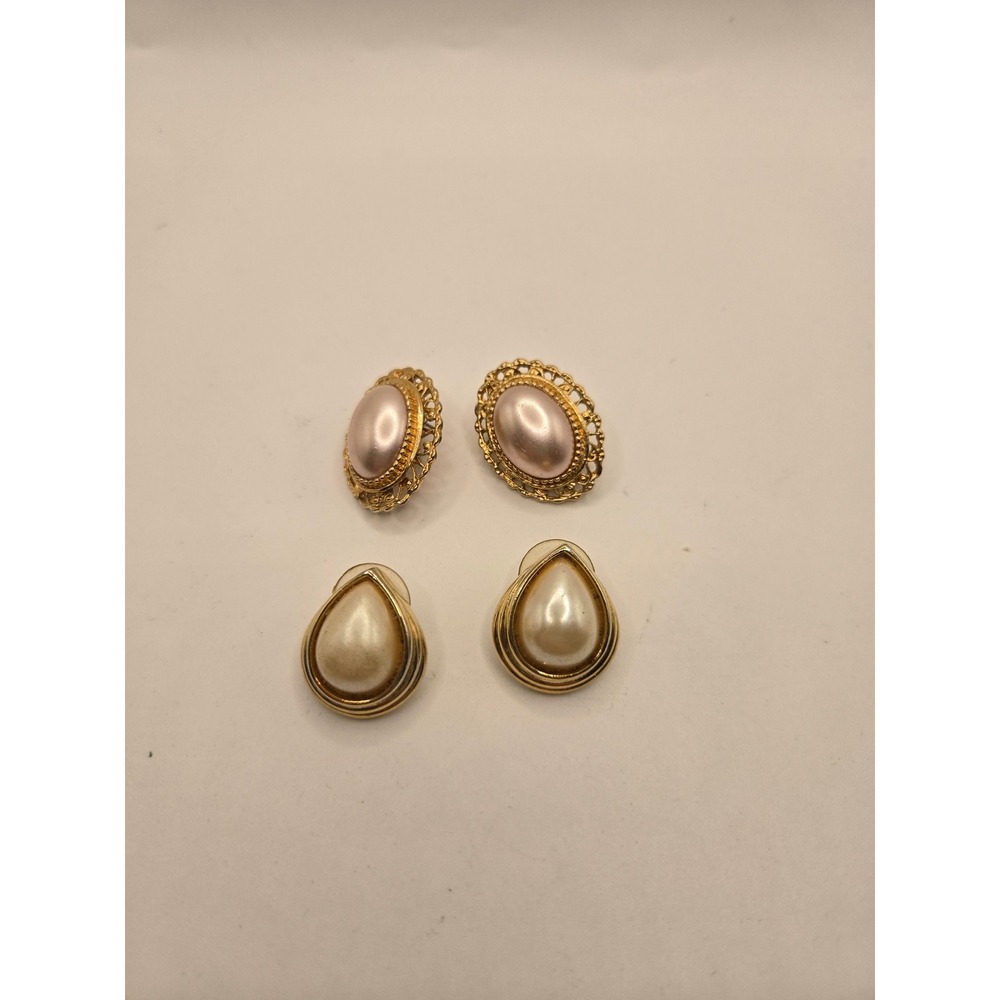 Vintage Gold Tone Faux Pearl Earring Set Teardrop & Oval Filigree Studs 2 Pairs